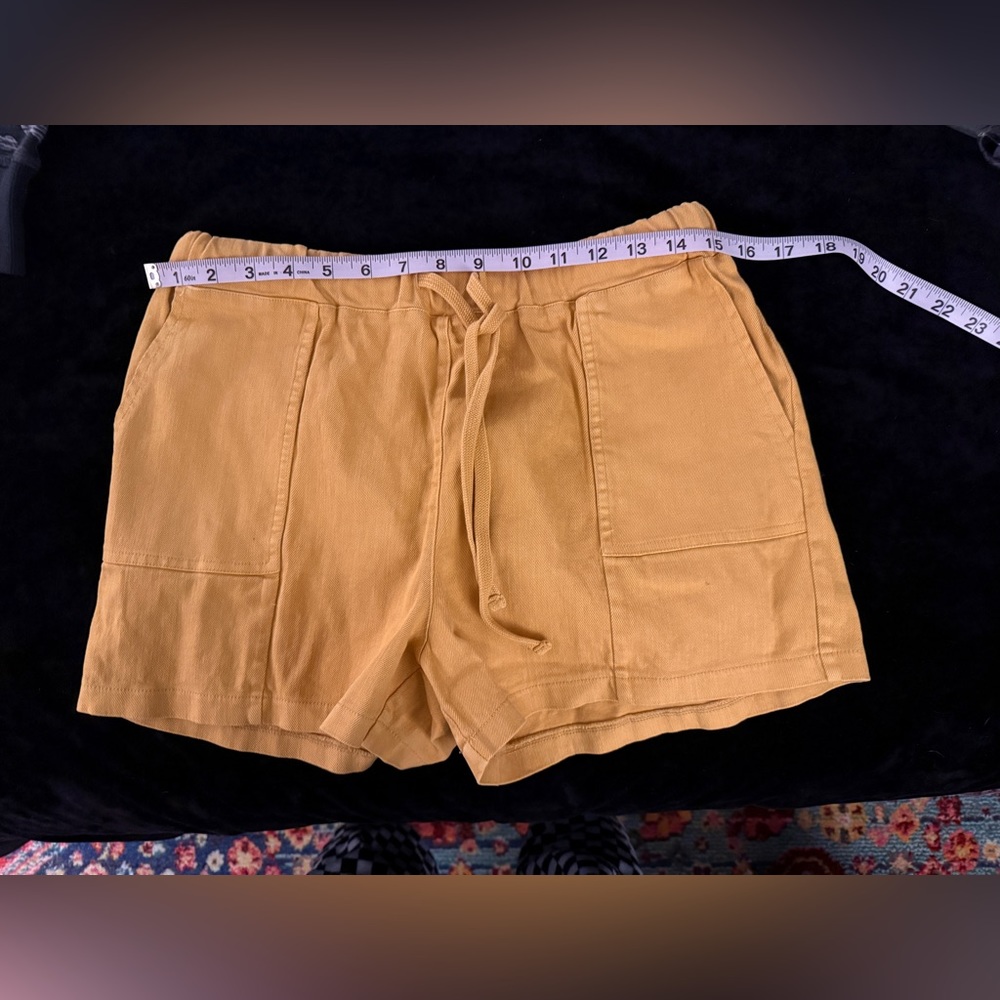 BNWT Women's Shorts